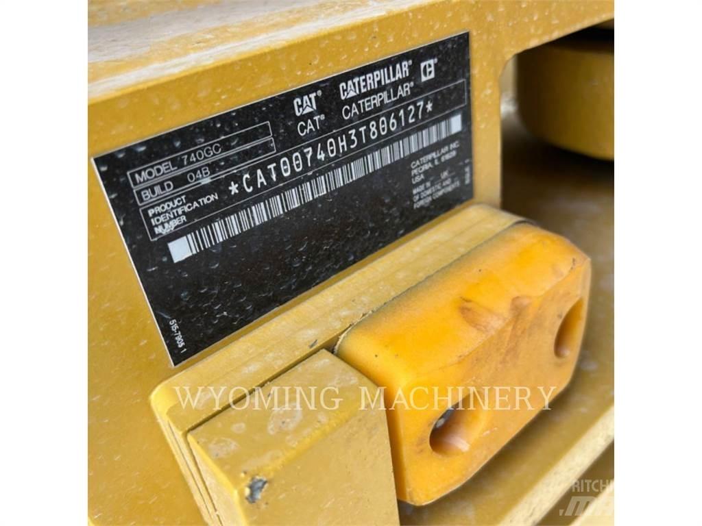 CAT 740 GC Zglobni damperi