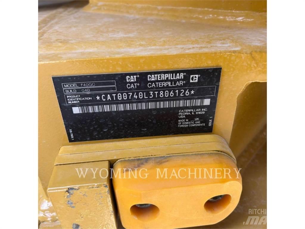CAT 740 GC Zglobni damperi