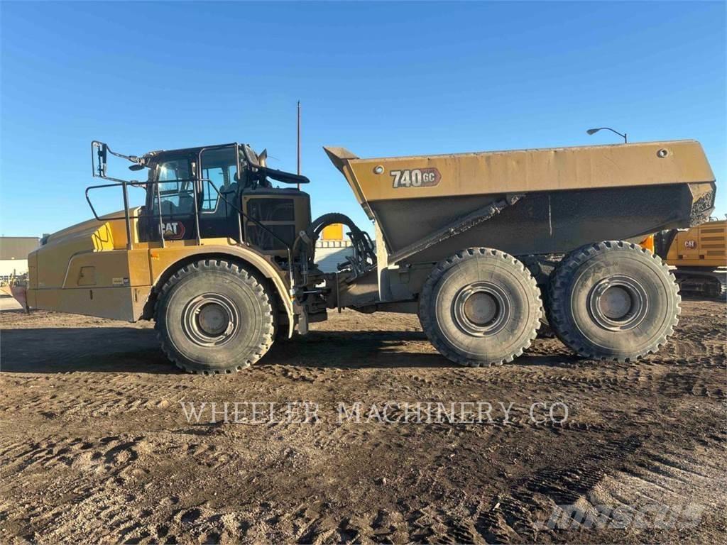 CAT 740 GC Zglobni damperi