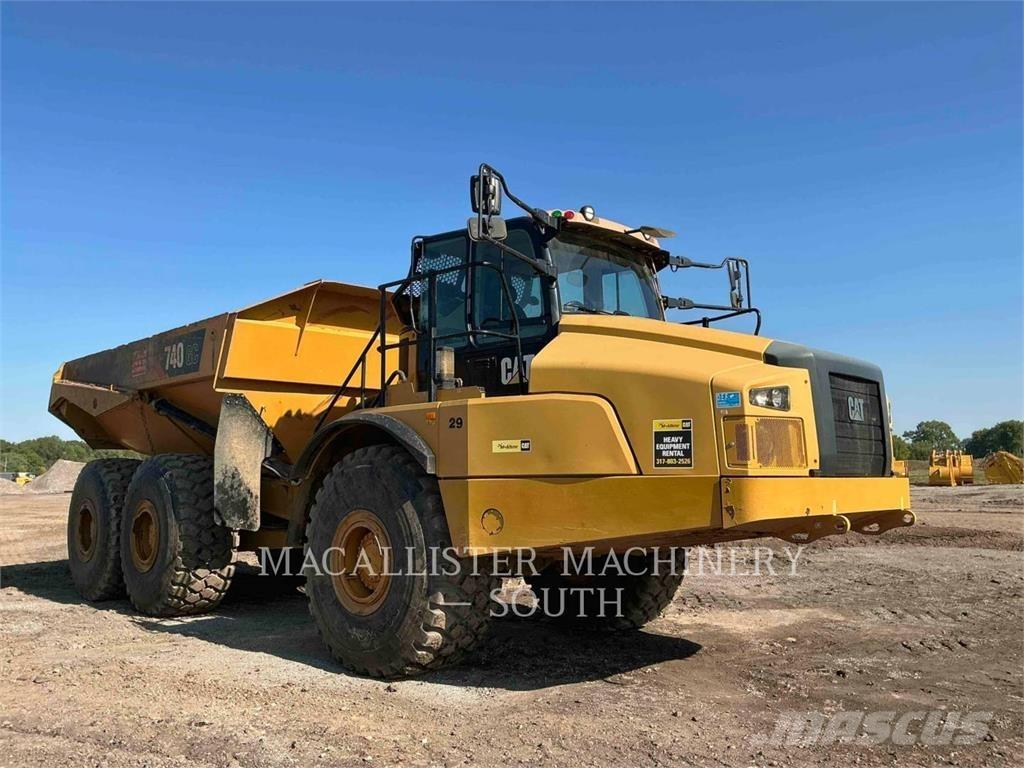CAT 740 GC Zglobni damperi