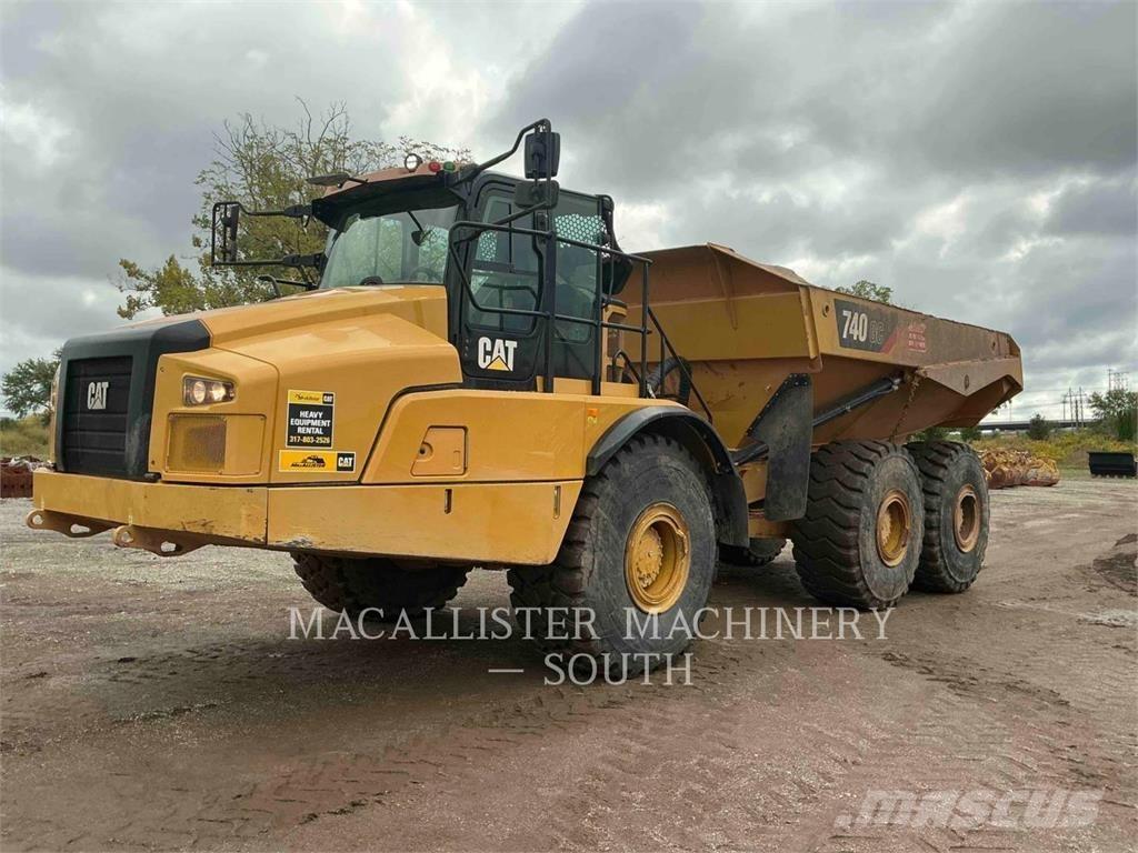 CAT 740 GC Zglobni damperi