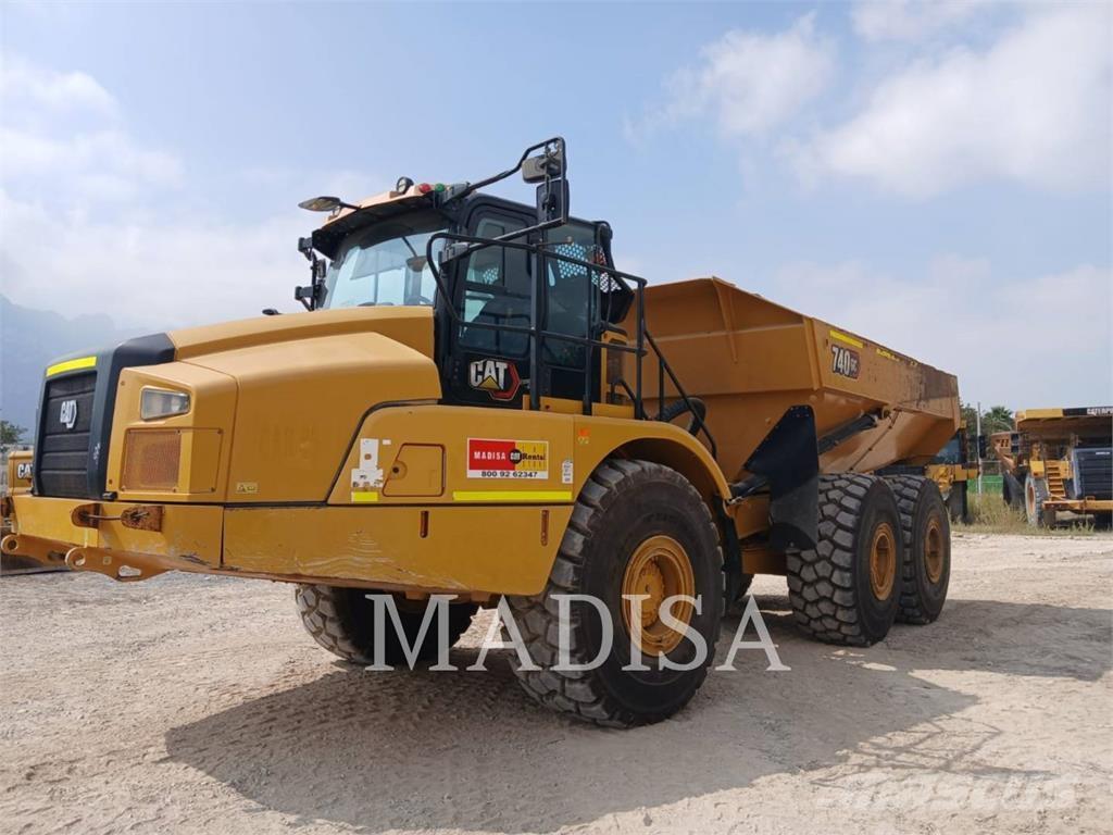 CAT 740 GC Zglobni damperi