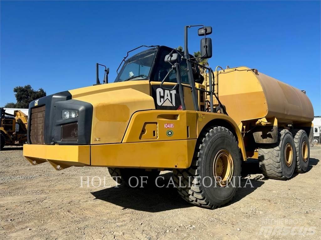 CAT 740B Kamioni cisterne