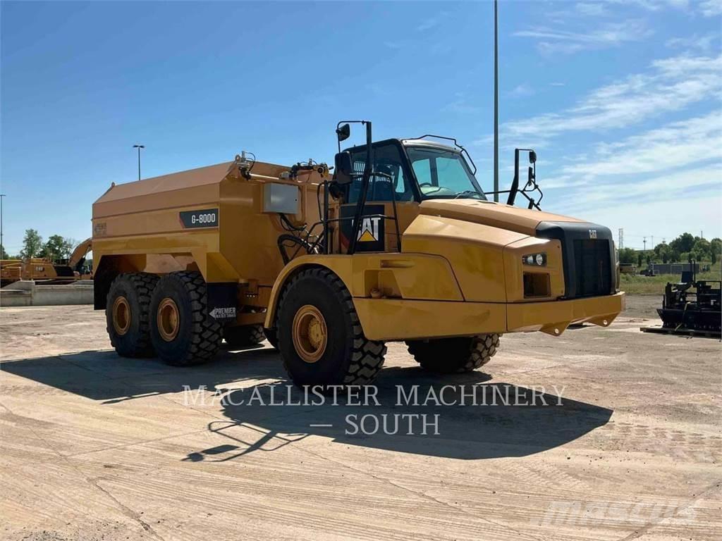 CAT 740B Zglobni damperi