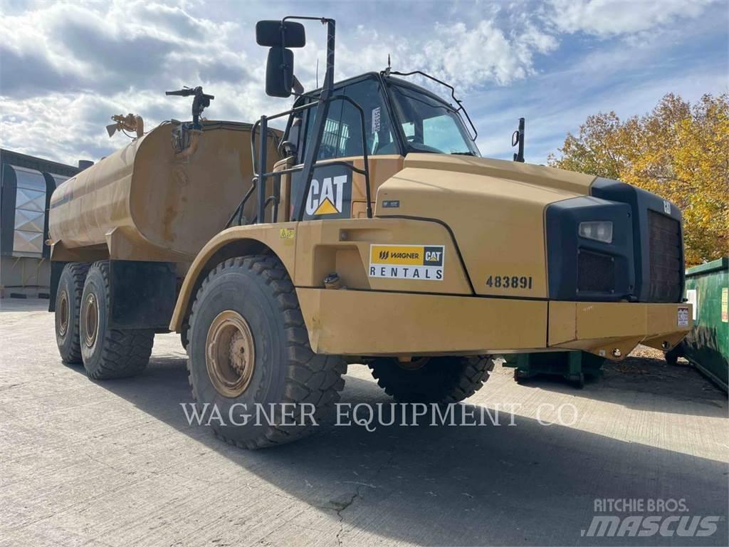 CAT 740B WT Kamioni za vodu