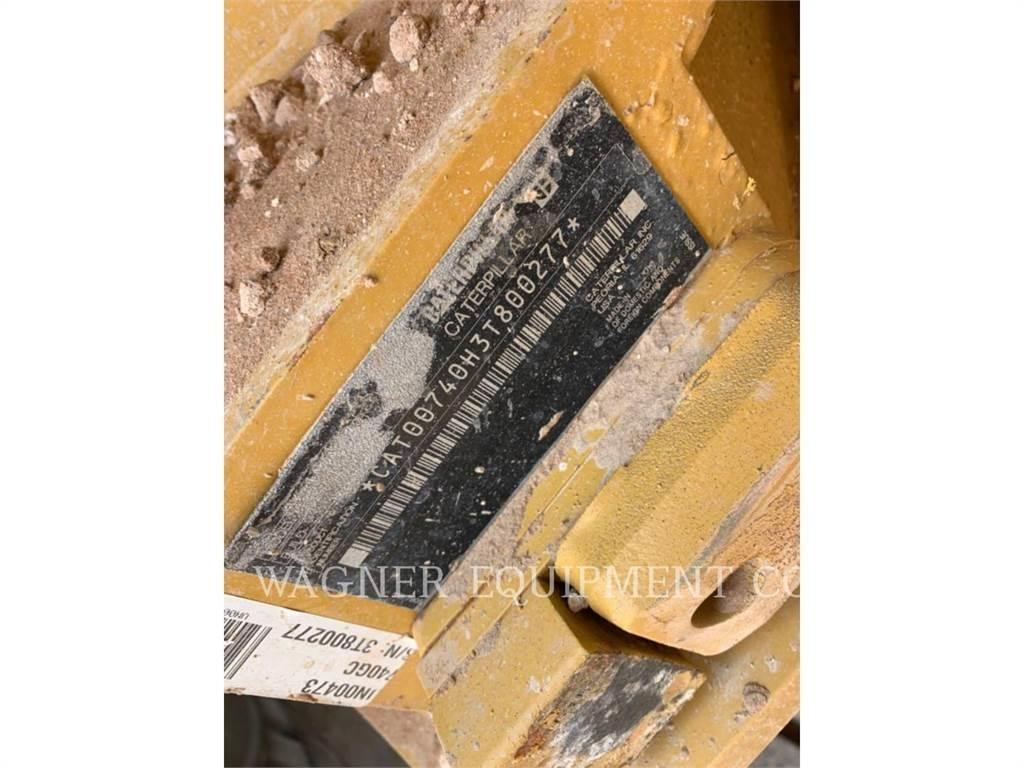 CAT 740GC Zglobni damperi