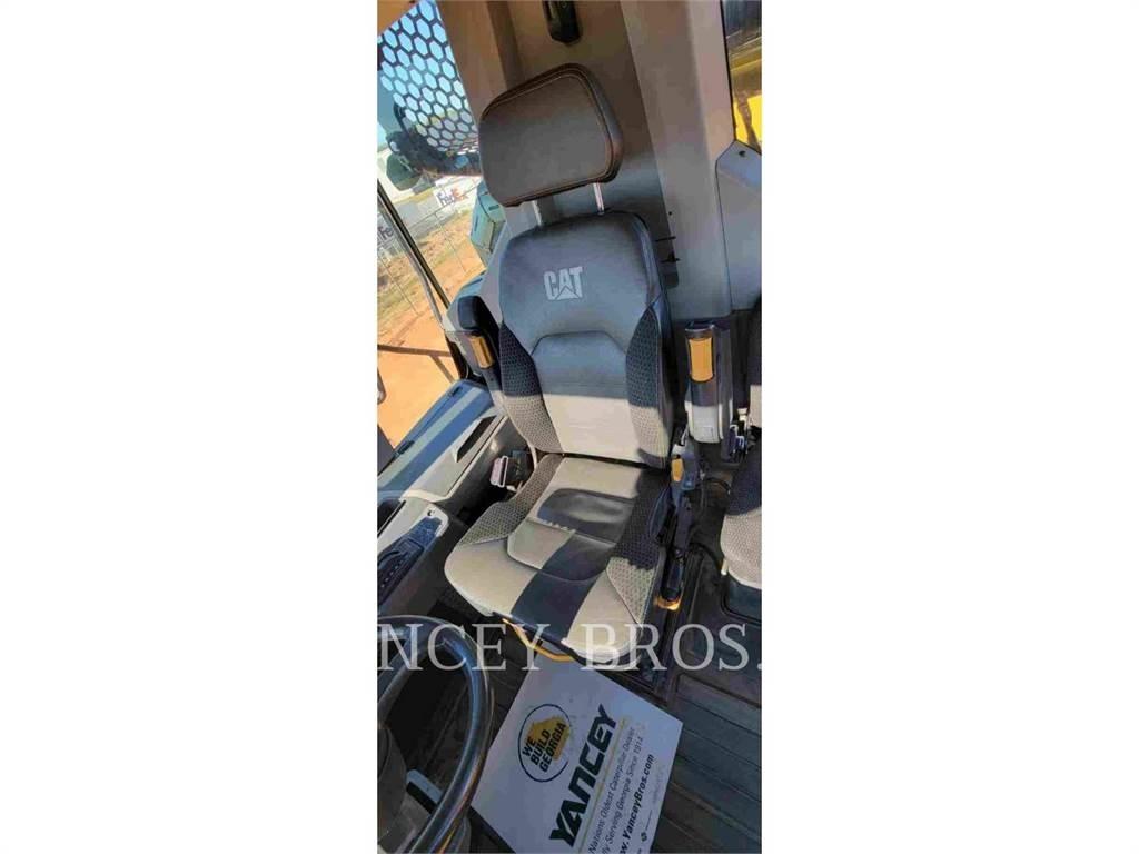CAT 740GC Zglobni damperi