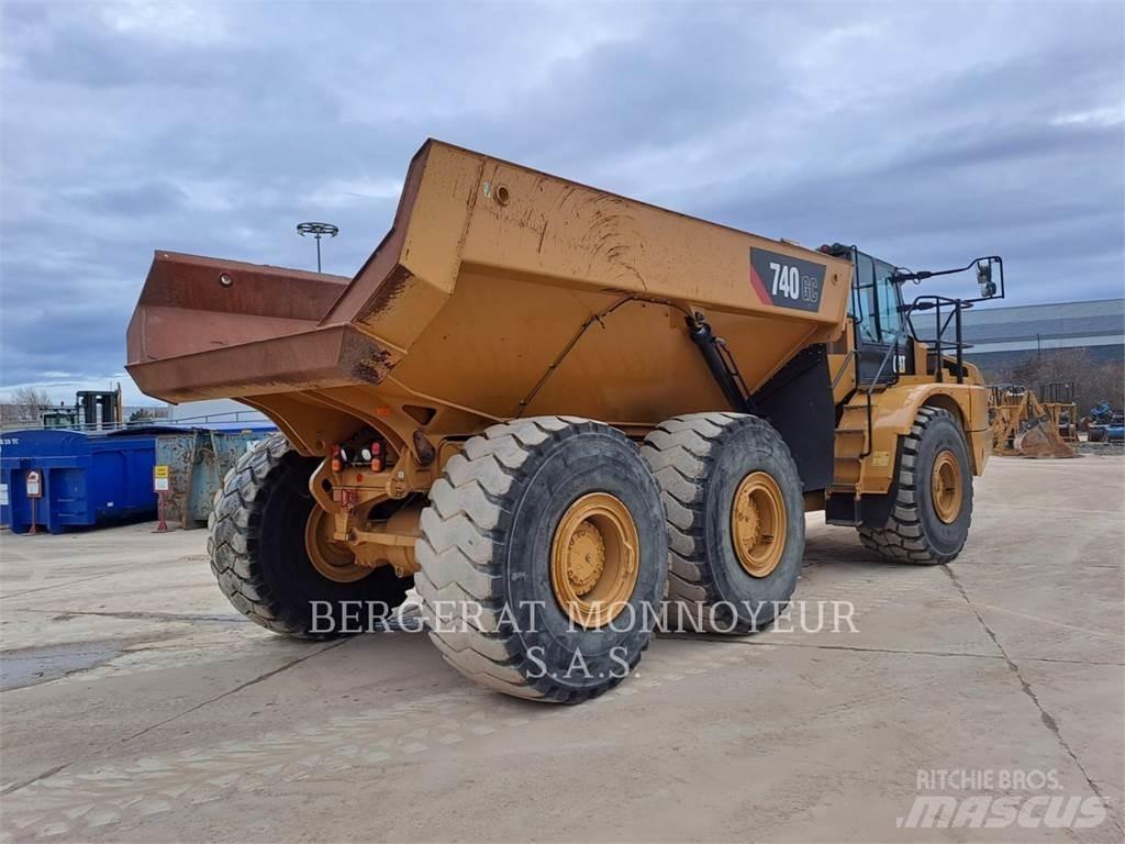 CAT 740GC Zglobni damperi