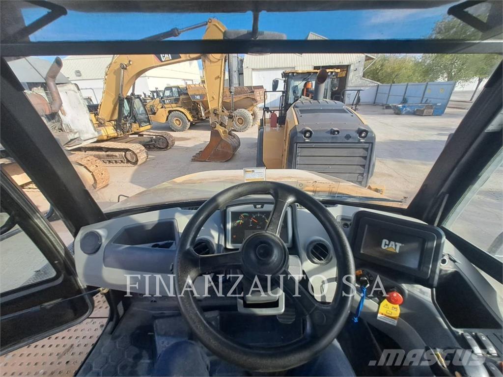 CAT 740GC Zglobni damperi