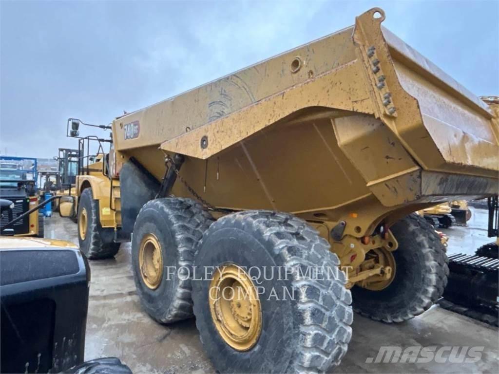 CAT 740GC-04 Zglobni damperi