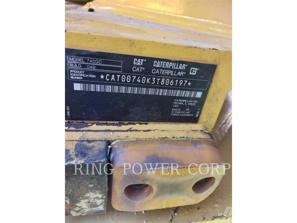 CAT 740GCTG Zglobni damperi