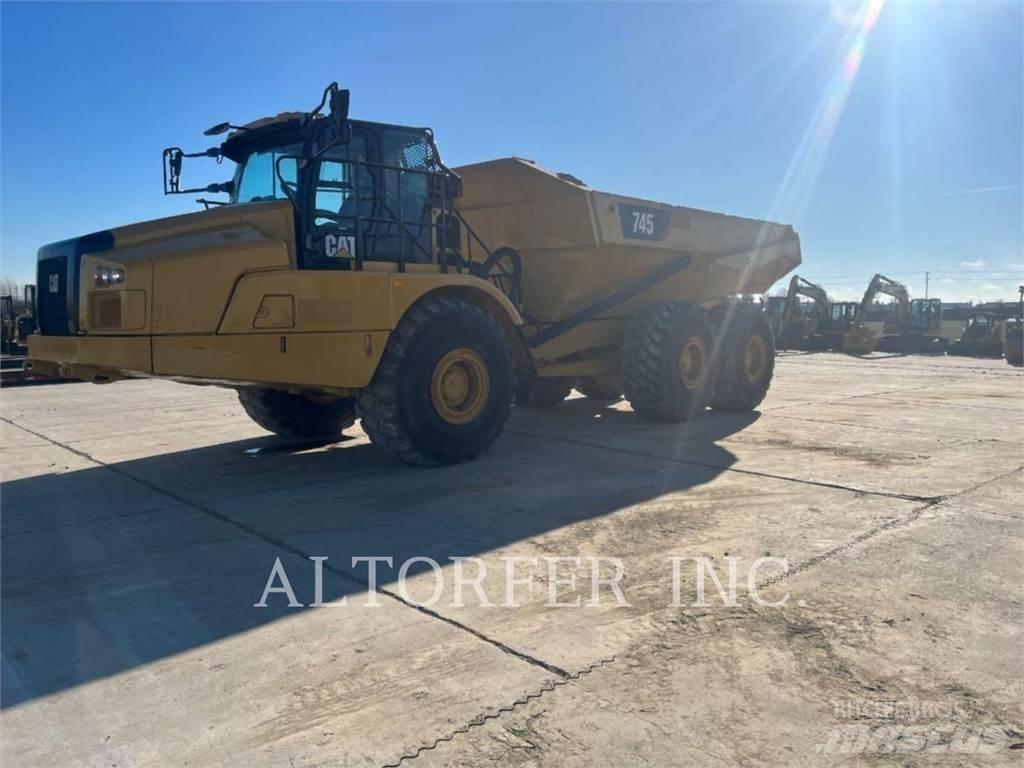 CAT 745 Zglobni damperi