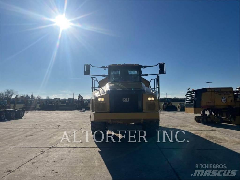 CAT 745 Zglobni damperi