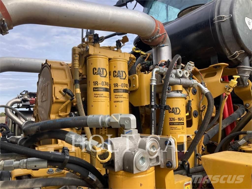 CAT 745 Zglobni damperi
