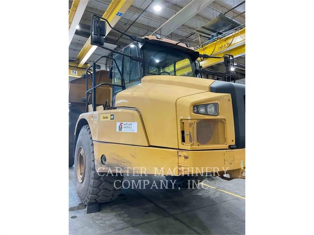 CAT 745 Zglobni damperi