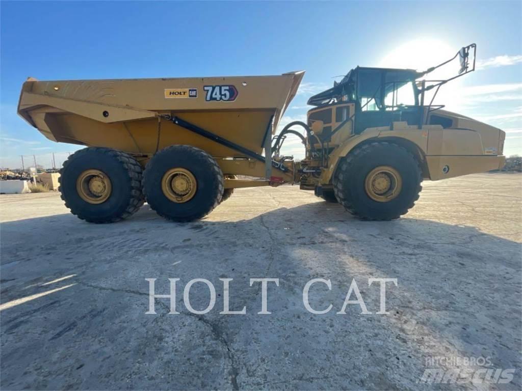 CAT 745 Zglobni damperi