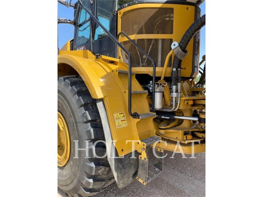 CAT 745 Zglobni damperi