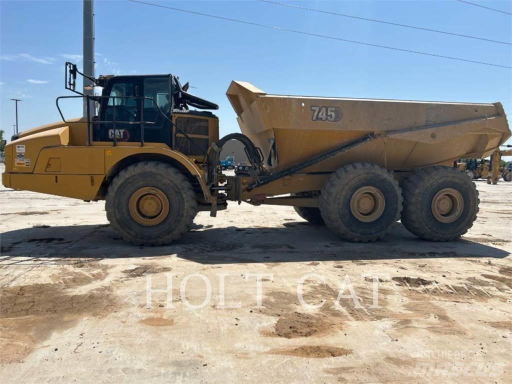 CAT 745 Zglobni damperi