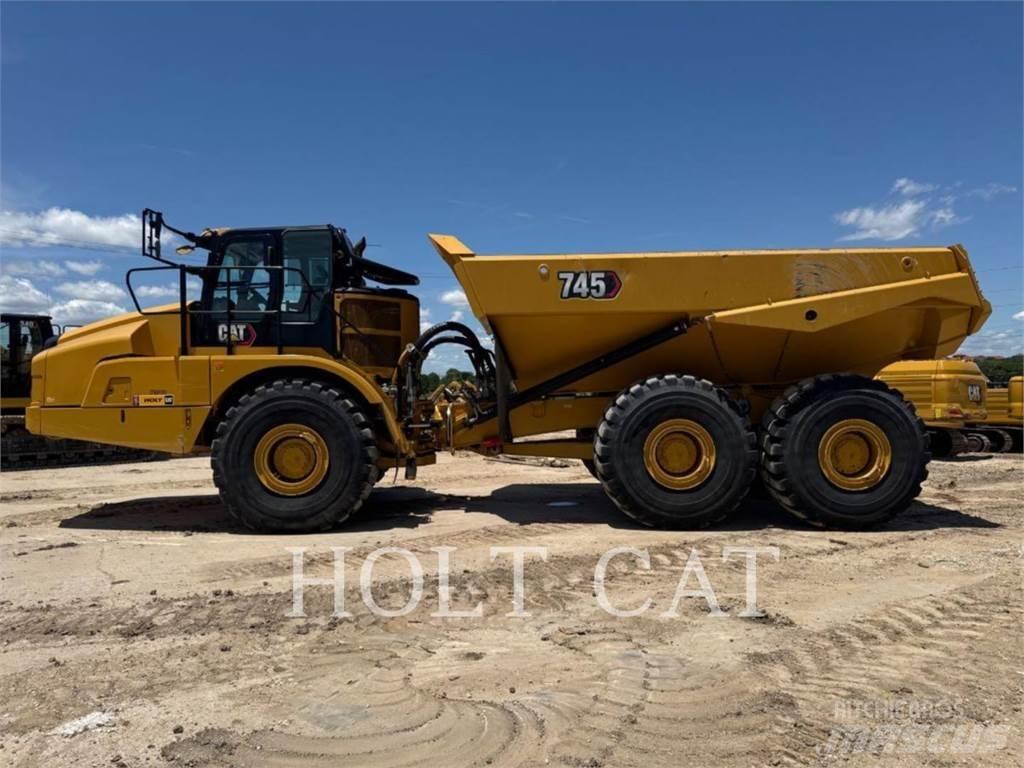 CAT 745 Zglobni damperi