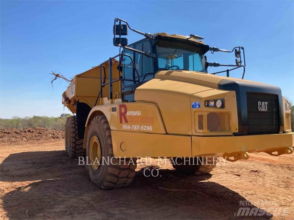 CAT 745 Zglobni damperi