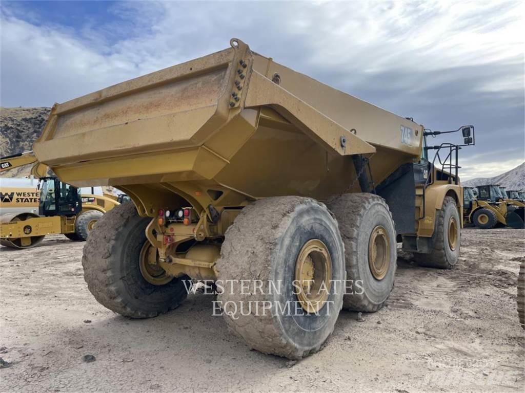 CAT 745 Zglobni damperi