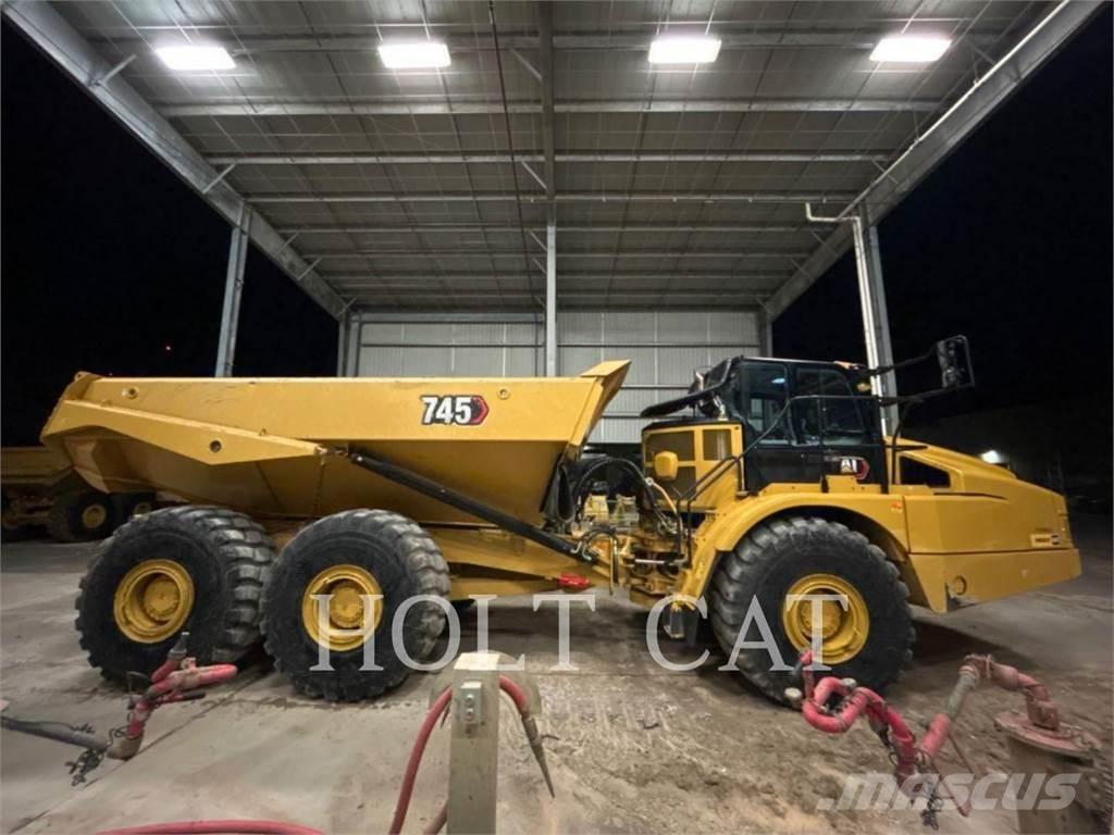 CAT 745 Zglobni damperi
