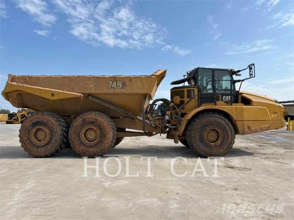 CAT 745 Zglobni damperi