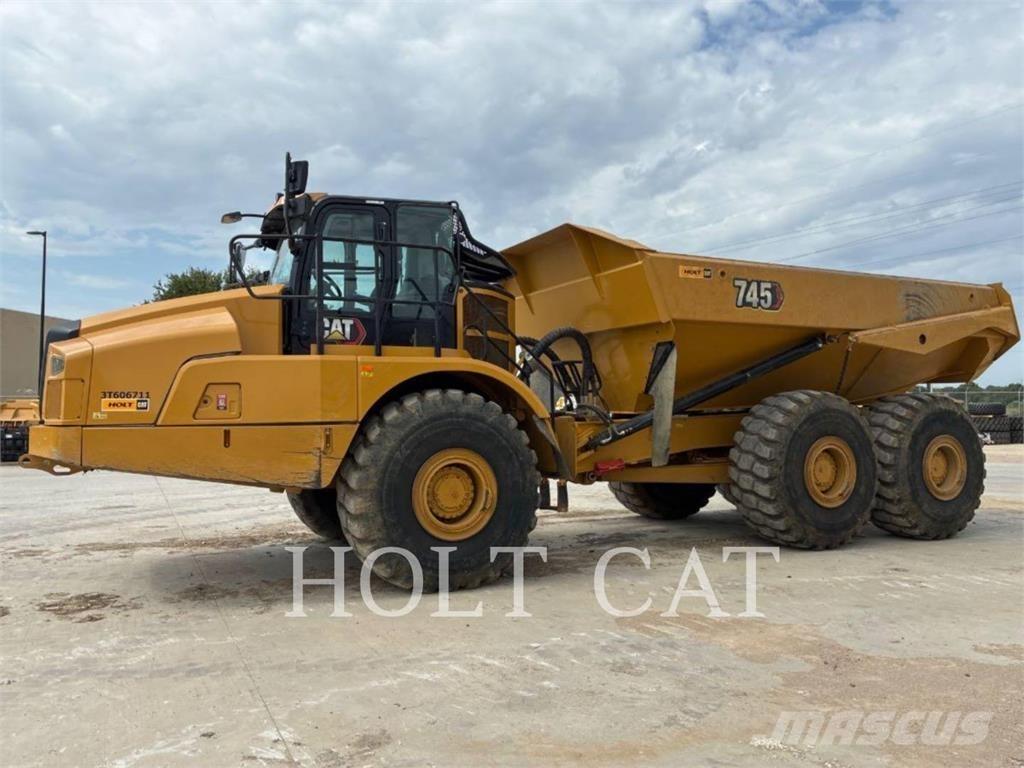 CAT 745 Zglobni damperi