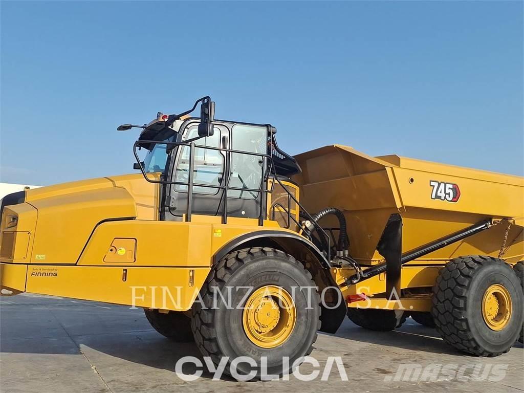 CAT 745 Zglobni damperi