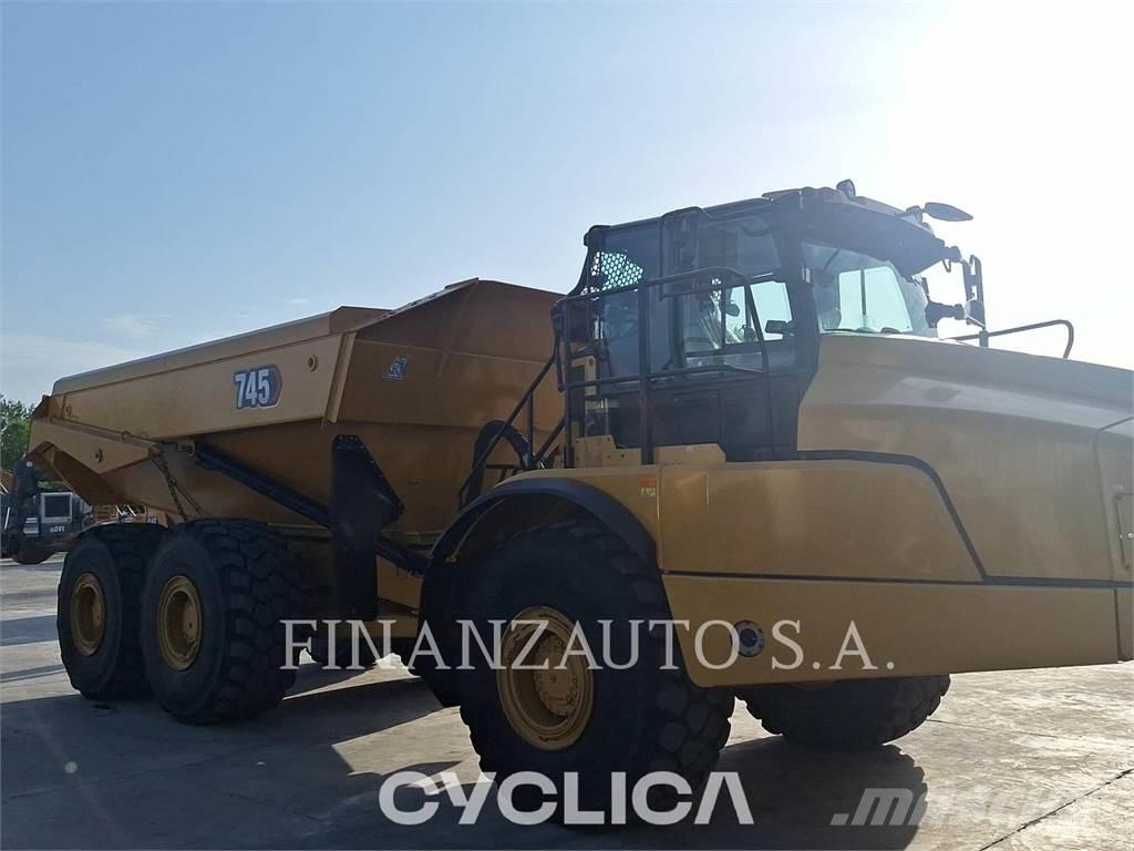 CAT 745 Zglobni damperi