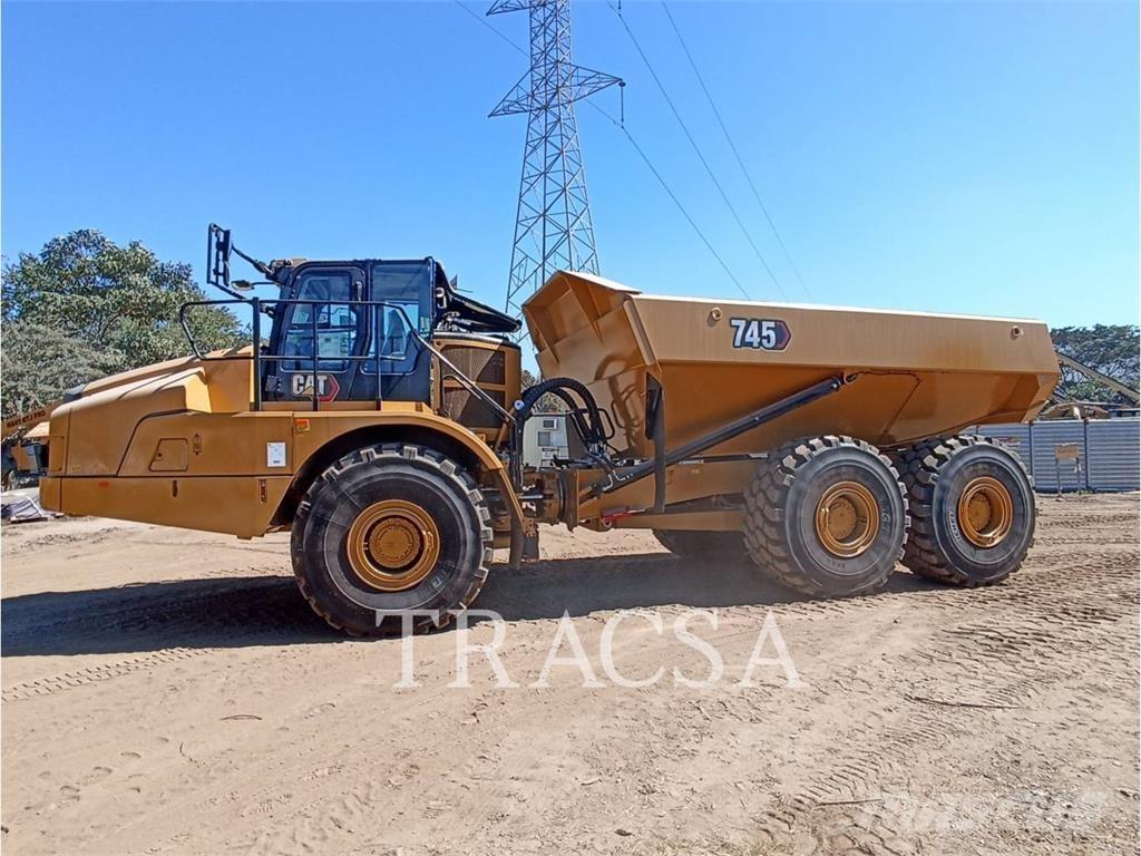 CAT 745 Zglobni damperi