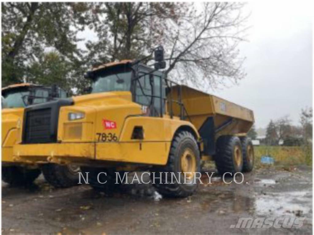 CAT 745 Zglobni damperi