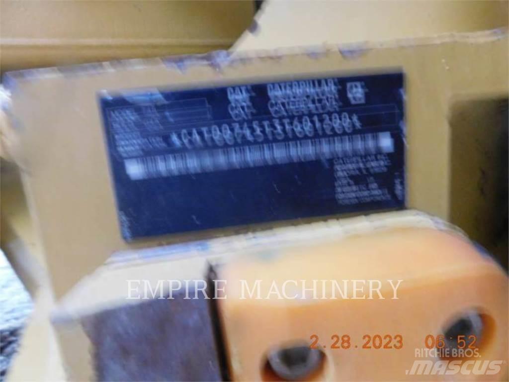 CAT 745-04 Zglobni damperi