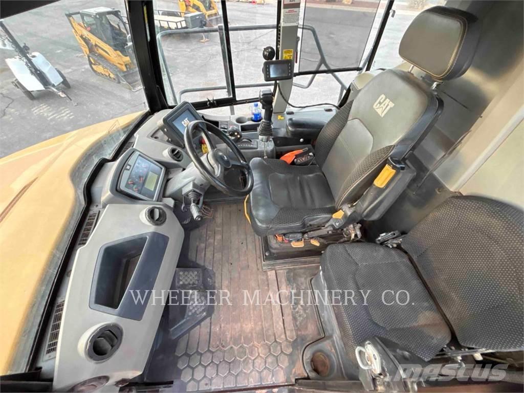 CAT 745 TG Zglobni damperi