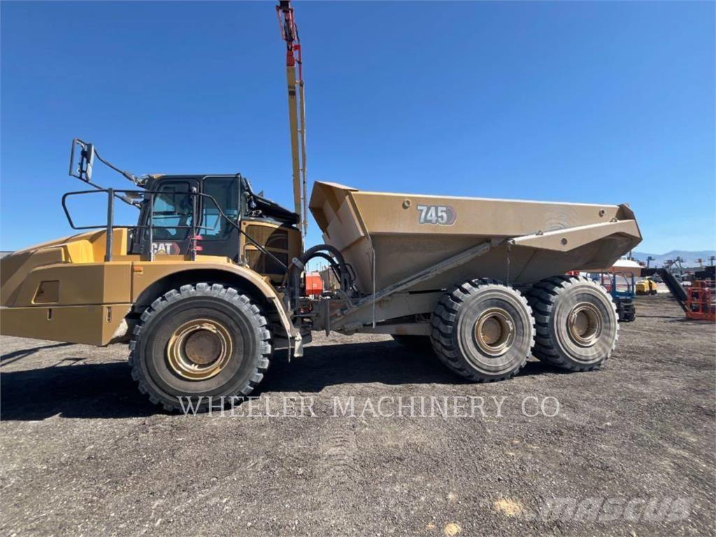 CAT 745 TG Zglobni damperi