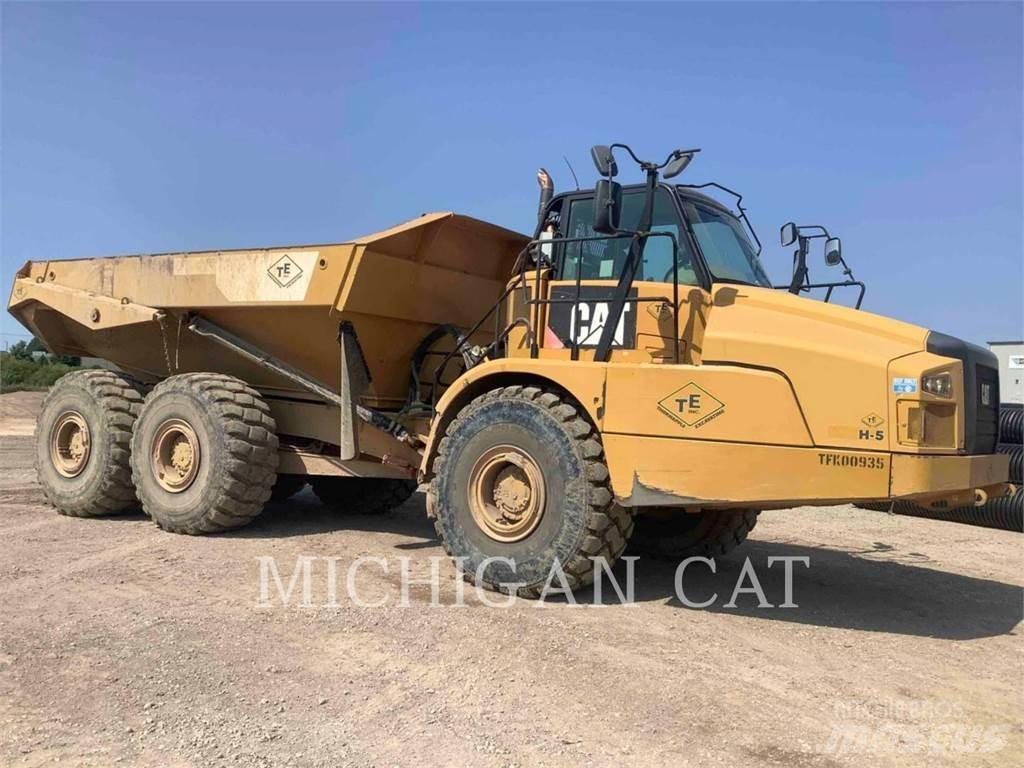 CAT 745C Zglobni damperi