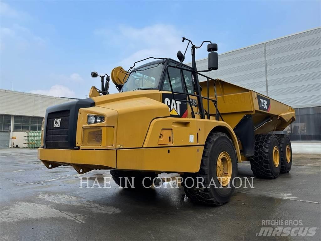 CAT 745C Zglobni damperi