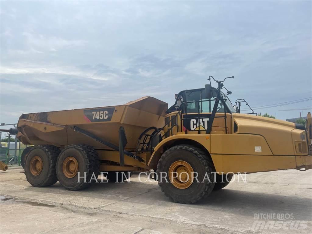 CAT 745C Zglobni damperi