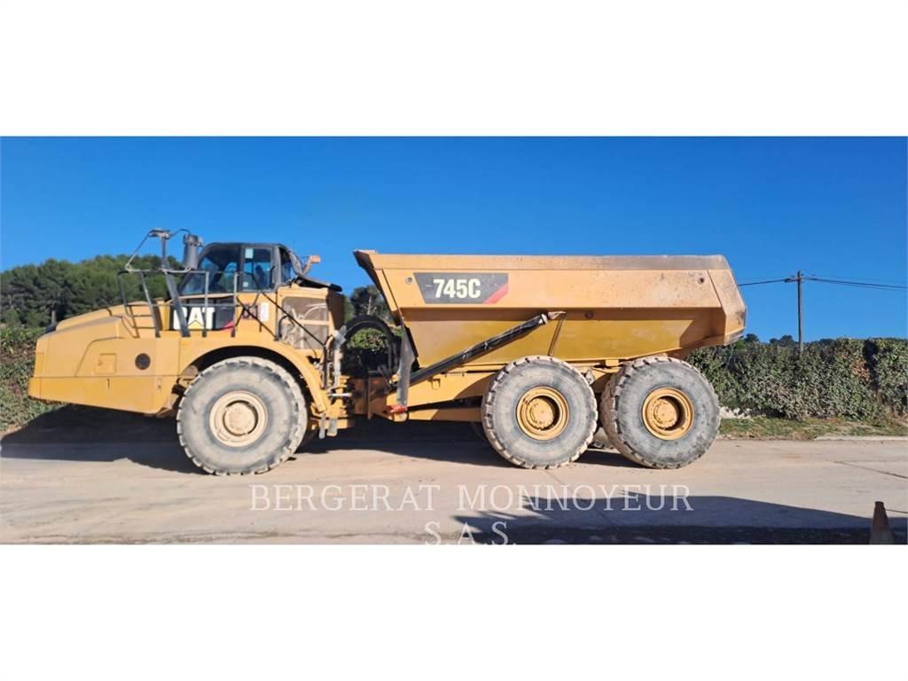 CAT 745C Zglobni damperi