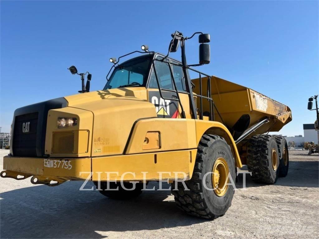 CAT 745C Zglobni damperi