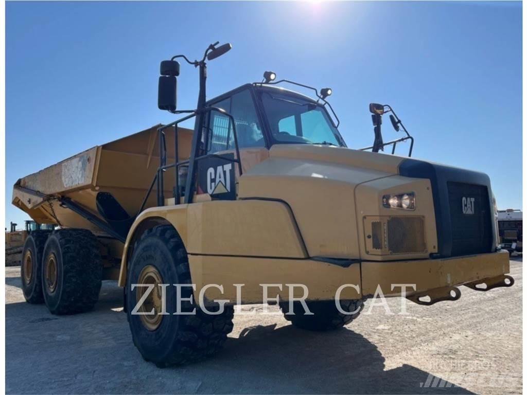 CAT 745C Zglobni damperi