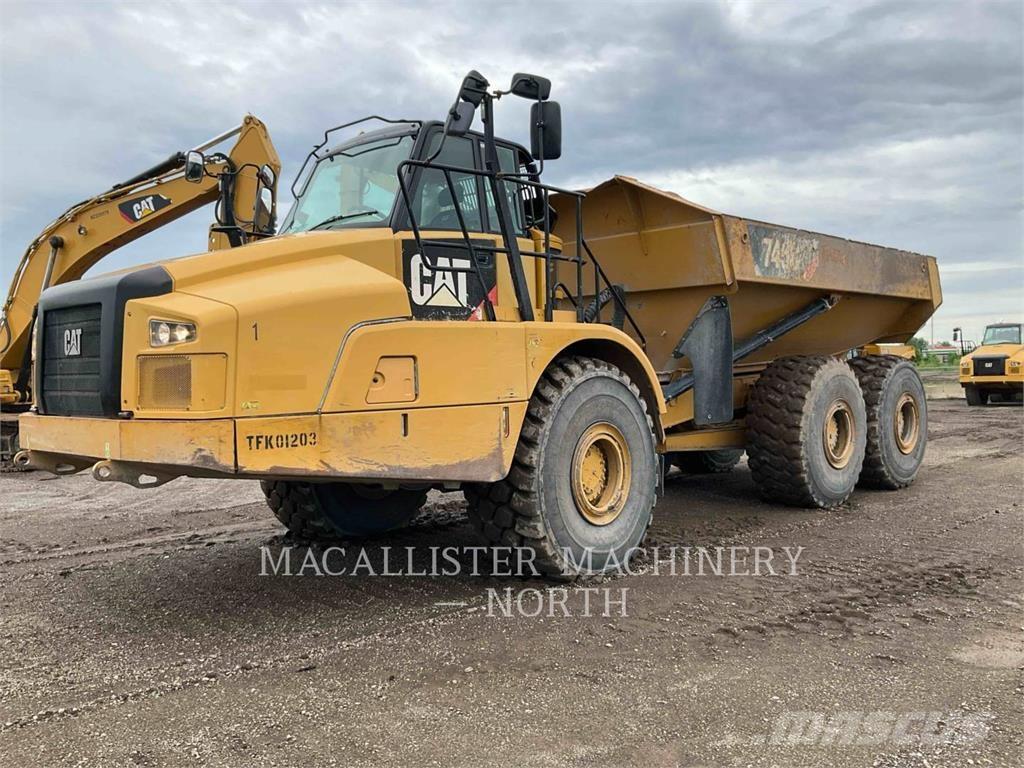 CAT 745C Zglobni damperi