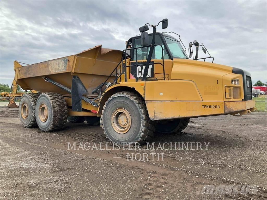 CAT 745C Zglobni damperi