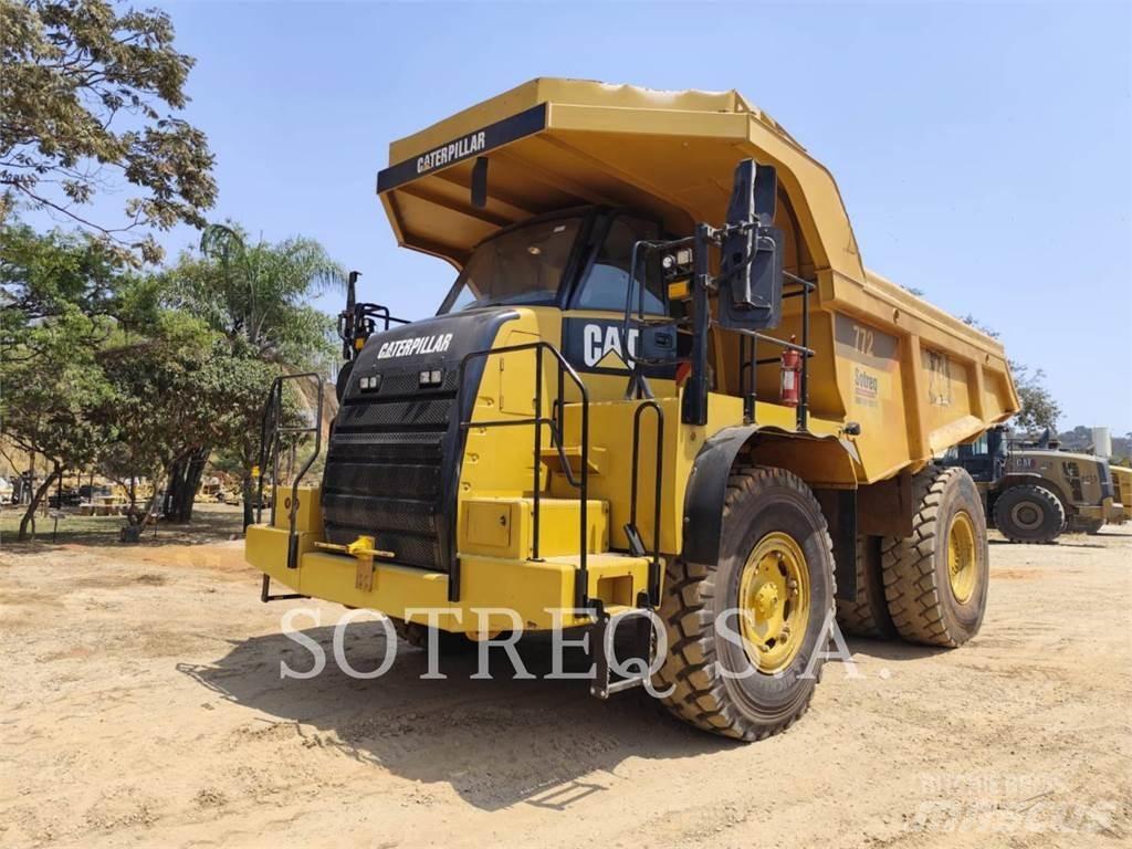 CAT 772 Zglobni damperi