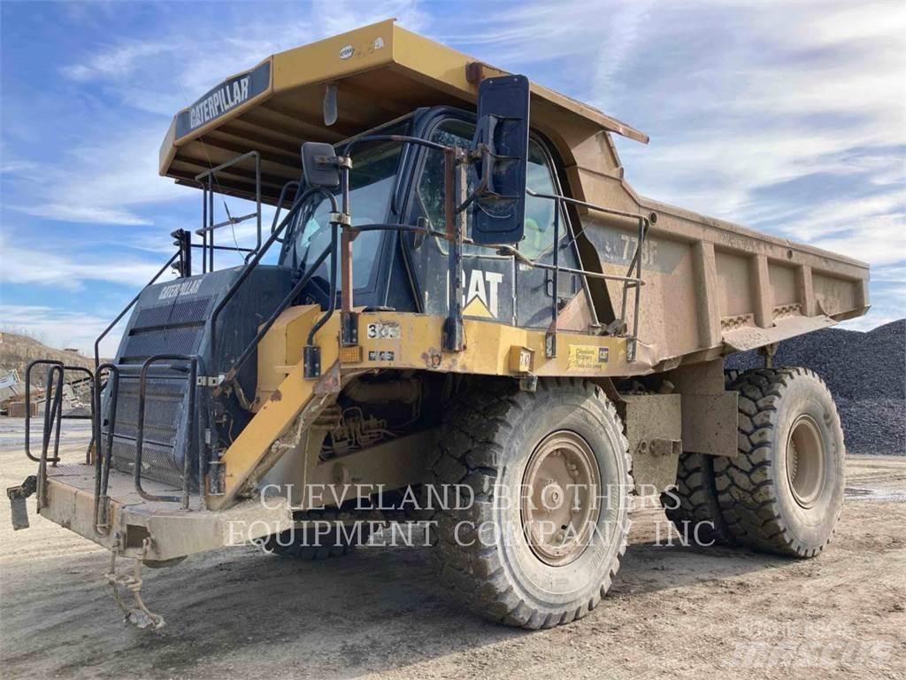 CAT 773F Zglobni damperi