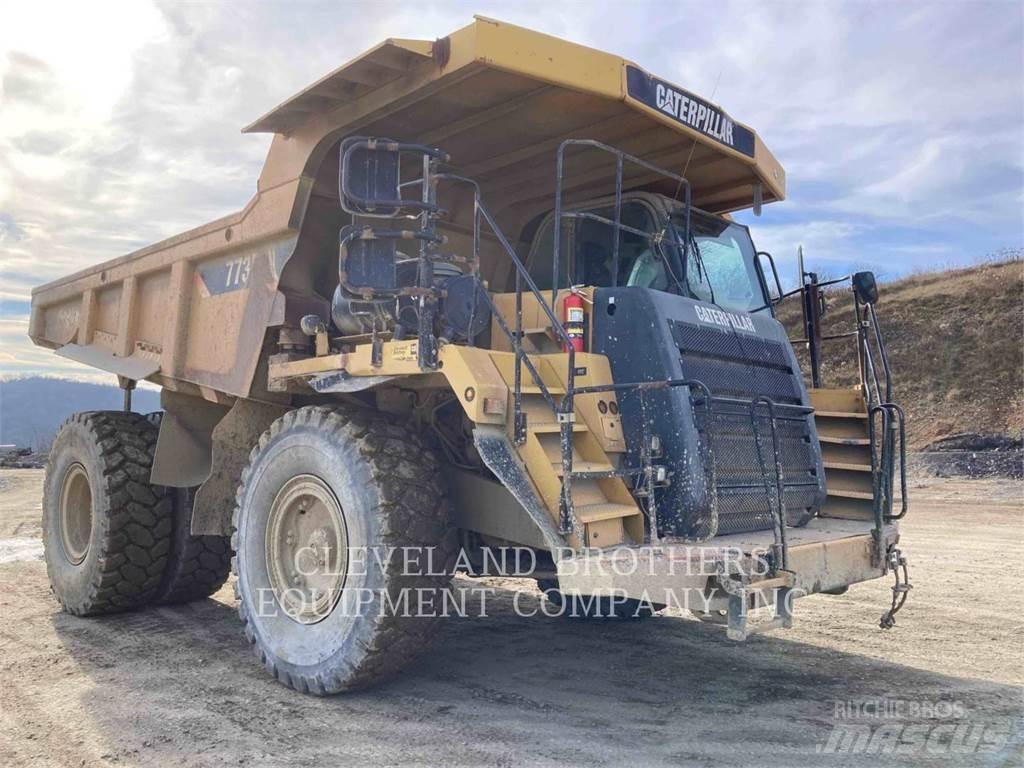 CAT 773F Zglobni damperi