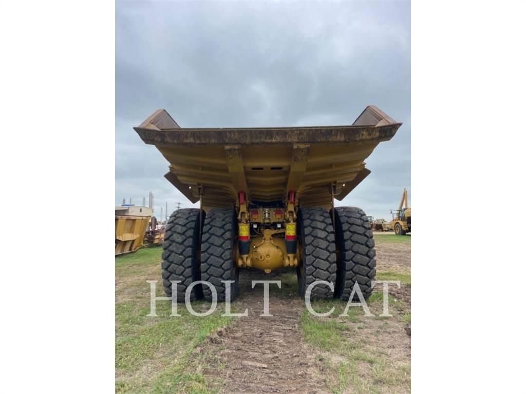 CAT 775G Zglobni damperi