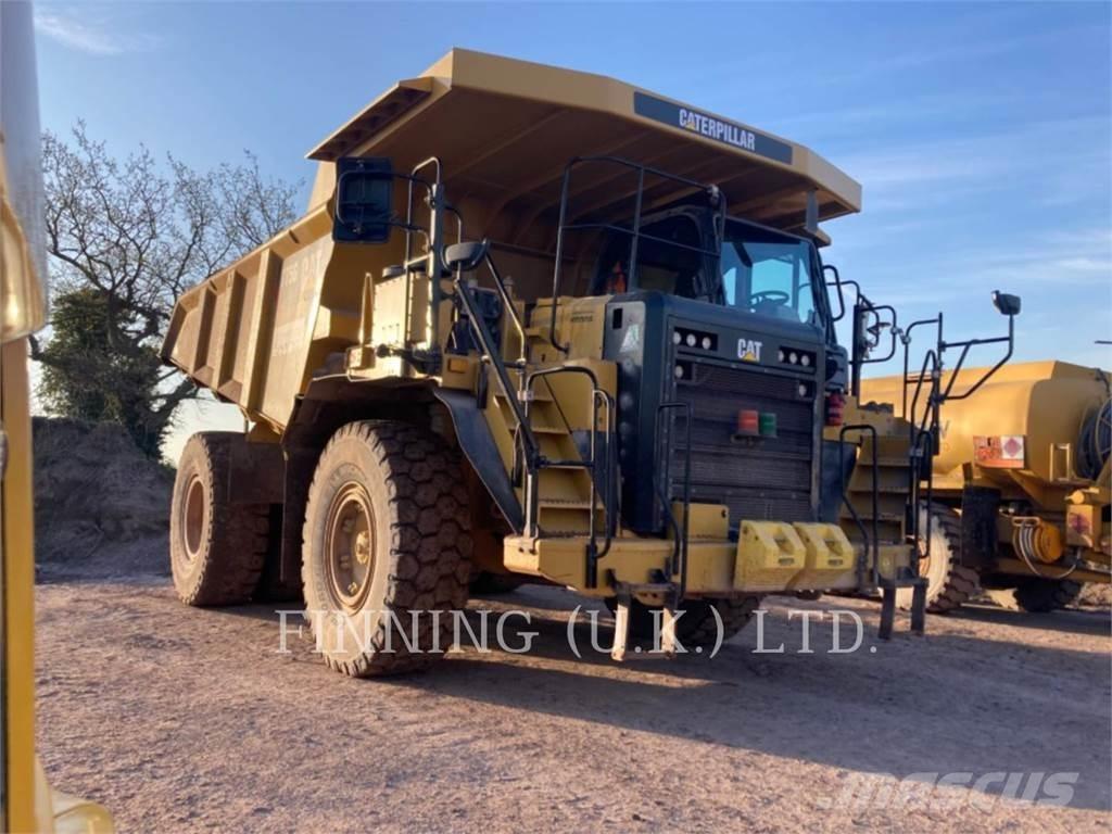 CAT 775G Zglobni damperi