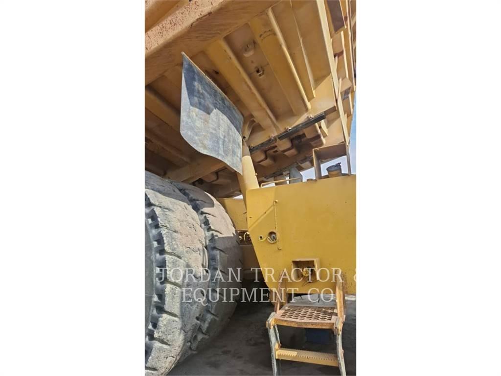 CAT 777F Zglobni damperi