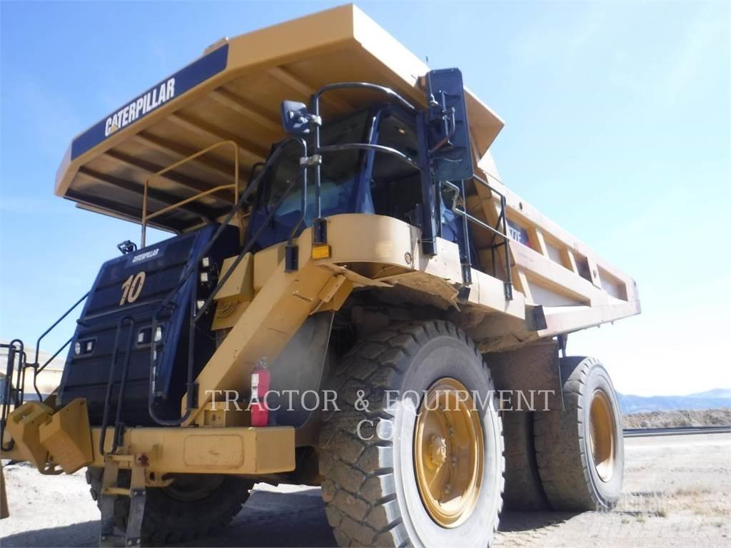 CAT 777F Zglobni damperi